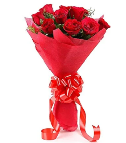 Fresh red rose bouquet for romantic gift and anniversary