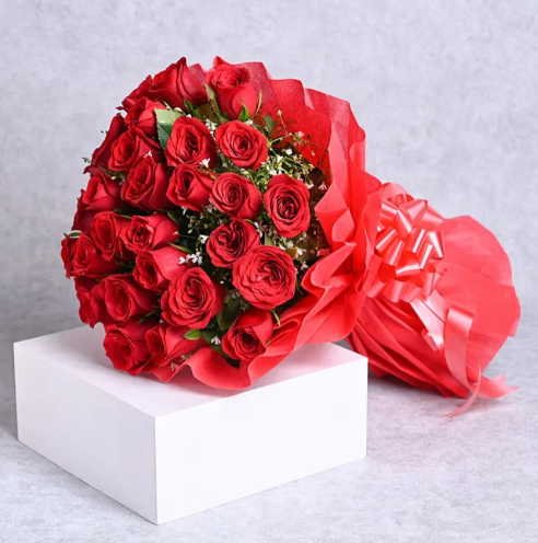 Crimson Rose Elegance Bouquet Crimson red rose bouquet for romantic gift and anniversary