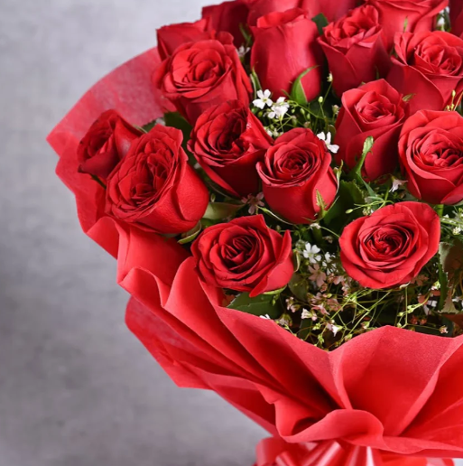 Crimson Rose Elegance Bouquet1