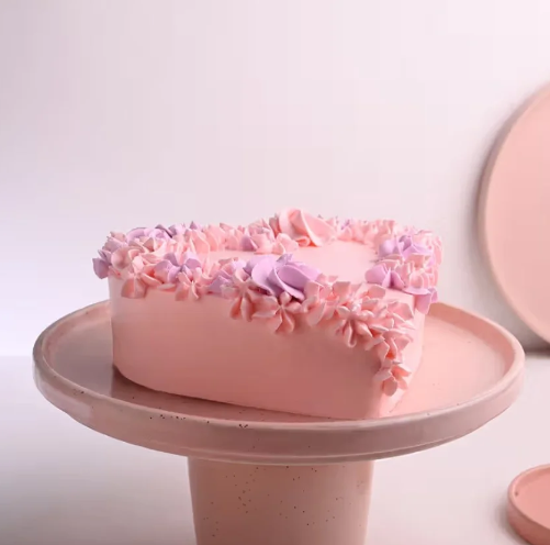 Blush Floral Heart Cake 2