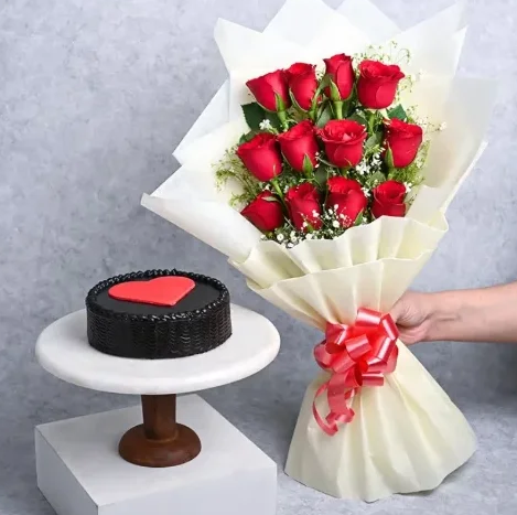 Choco Sweetheart Cake Online choco sweetheart cake with romantic design and rich chocolate layers