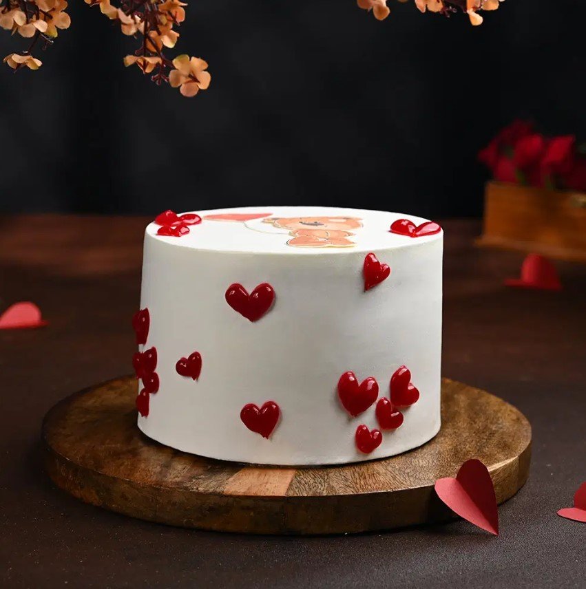 Cuddle Me Teddy Day Cake 2