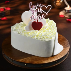 romantic hearty love cake for anniversary and valentine celebration