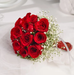 Rose garden delight bouquet for romantic gifting