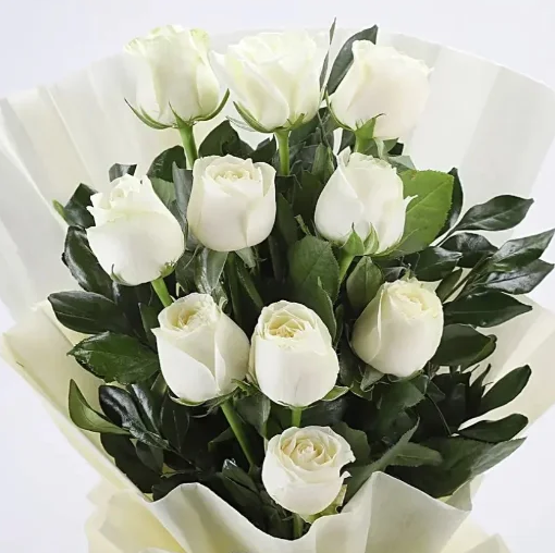 White Rosy Romance Bouquet 1
