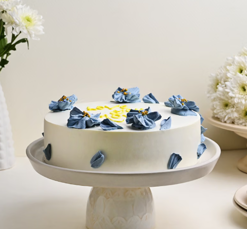 Mother’s Special Floral Frosted Delight Cake 3